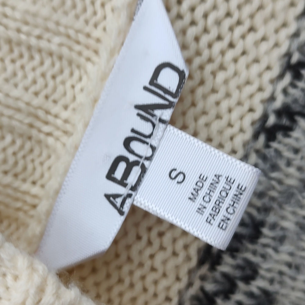 Sweater Jacket 🧥 - Picture 5 of 10